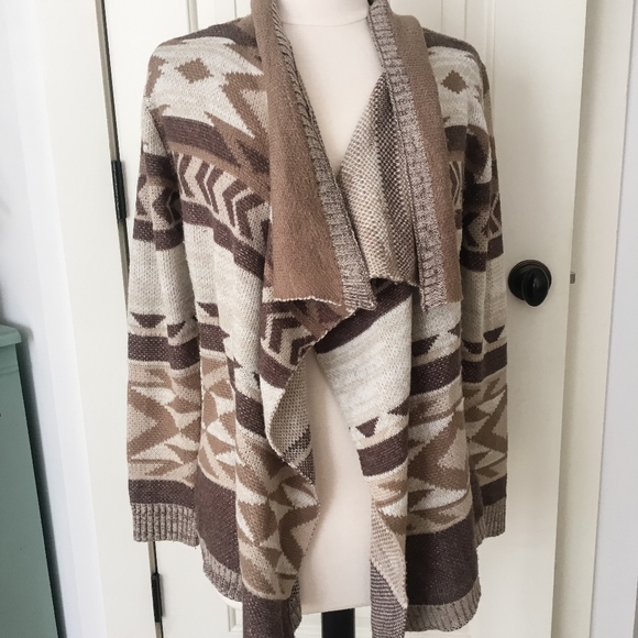 Blu Pepper Southwestern Print Sweater Brown Small - Picture 1 of 7